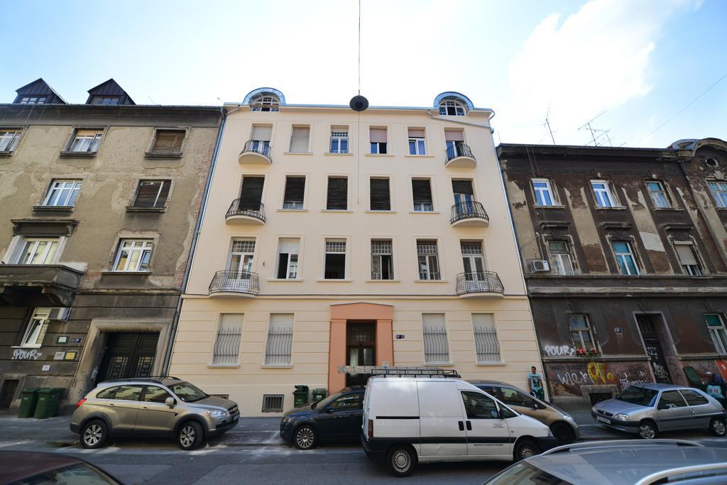 Hostel Temza Zagreb Buitenkant foto
