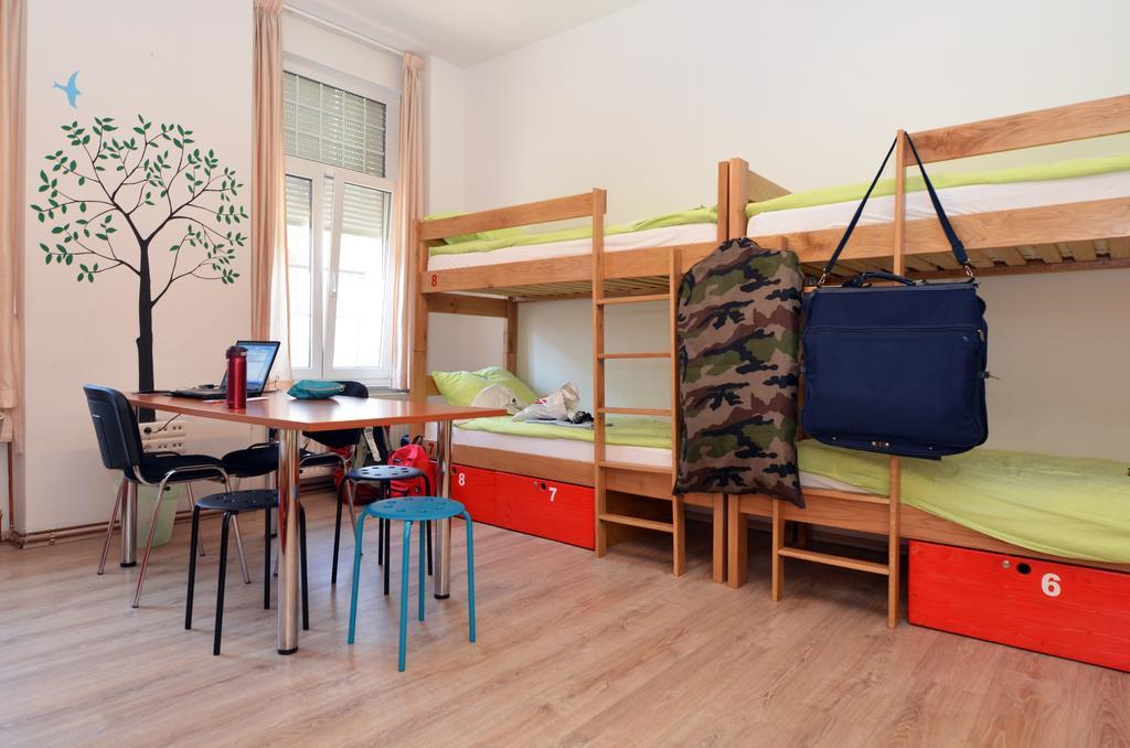 Hostel Temza Zagreb Kamer foto