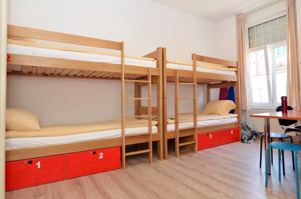 Hostel Temza Zagreb Kamer foto