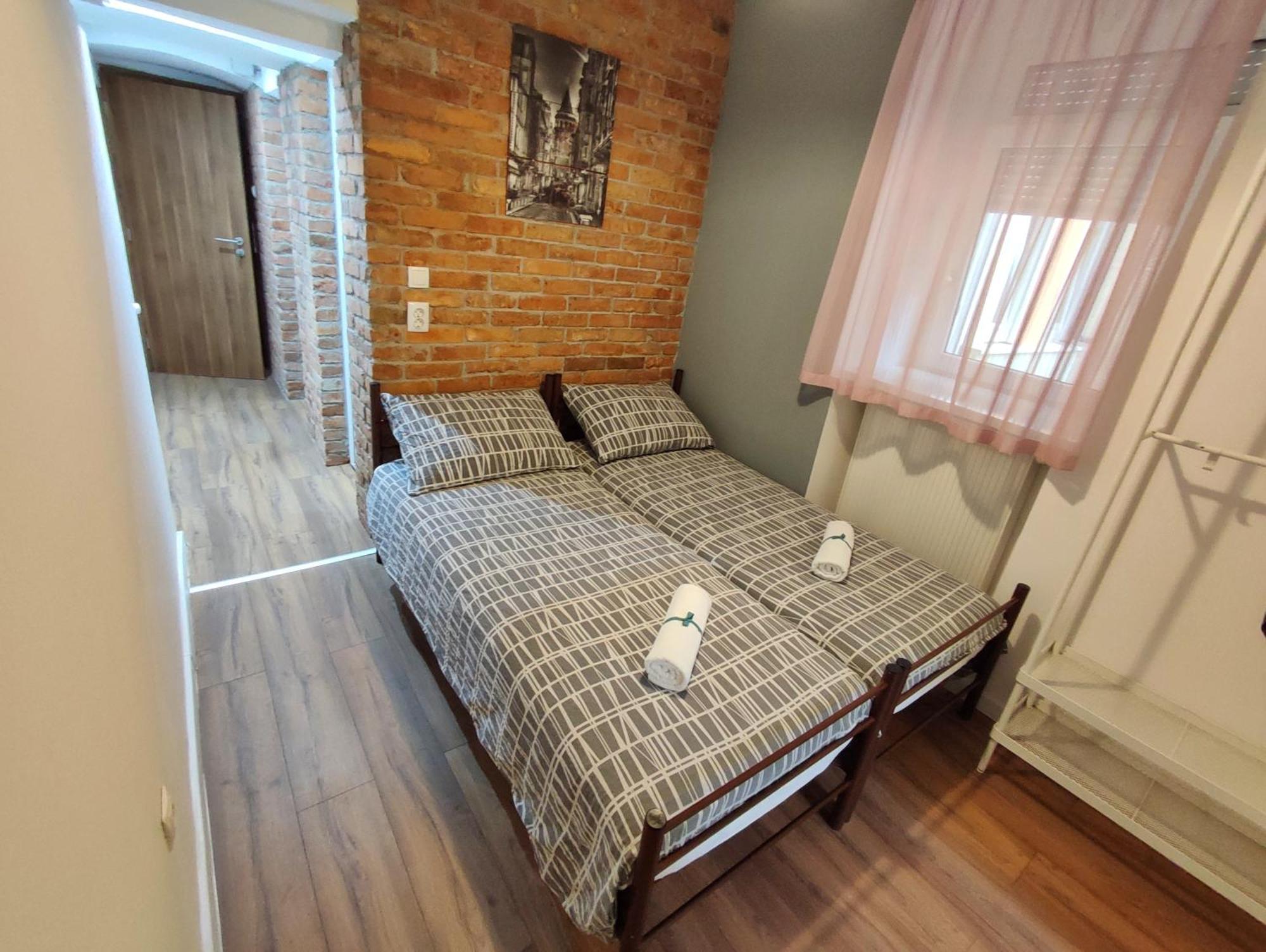Hostel Temza Zagreb Buitenkant foto